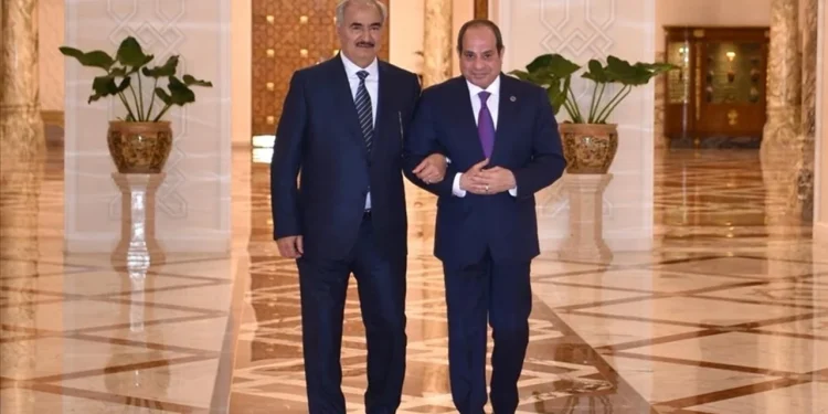 লিবিয়ার কমান্ডার হাফতারের সঙ্গে সিসির সাক্ষাৎ