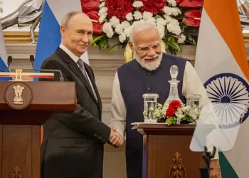 মার্কিন চাপ উপেক্ষা করে ভারত-রাশিয়ার চুক্তি