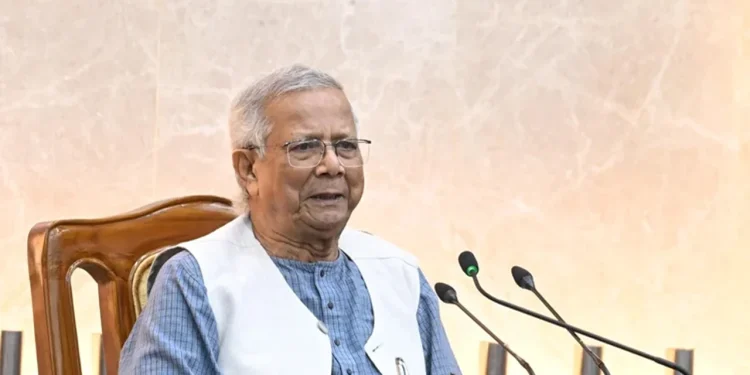 আগামী নির্বাচনে পুলিশকে ‘ঐতিহাসিক দায়িত্ব’ পালনের আহ্বান প্রধান উপদেষ্টার