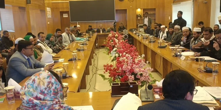 মাদারীপুর-৩ আসনে দুই প্রার্থীর মনোনয়নপত্র বাতিল, বৈধ ৪