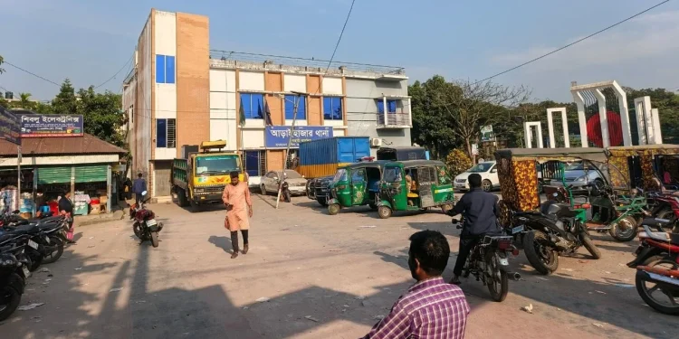 আড়াইহাজারে ট্রাকের ধাক্কায় শিশুর মৃত্যু