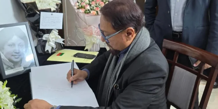 দল-মতের ঊর্ধ্বে ওঠে ১৮ কোটি মানুষের নেতৃত্বে ছিলেন খালেদা জিয়া