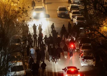 ইরানে বিক্ষোভে নিরাপত্তা কর্মীসহ ২০০০ জন নিহত