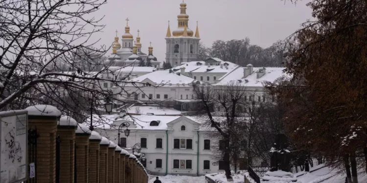 ট্রাম্পের অনুরোধে কিয়েভে এক সপ্তাহ হামলা স্থগিত করতে সম্মত পুতিন