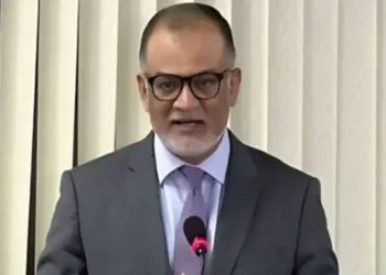 সরকার যাত্রীদের কাছে যৌক্তিক মুল্যে টিকেট পৌছে দিতে অঙ্গীকারবদ্ধ