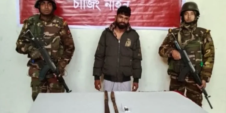 কিশোর গ্যাং প্রধান সেনাবাহিনীর হাতে ধরা