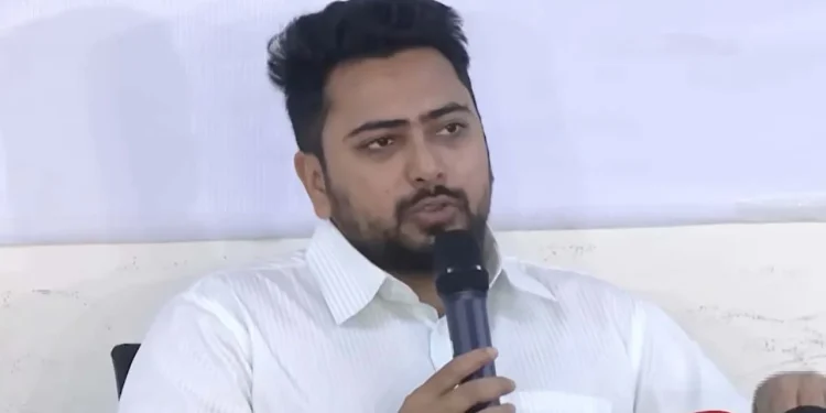 গণভোটে ‘না’ পাস হলে গণঅভ্যুত্থান ব্যর্থ হবে: নাহিদ ইসলাম