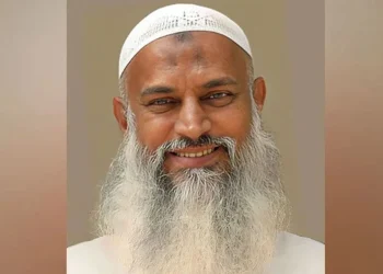 নতুন সরকারের ধর্মমন্ত্রী সম্পর্কে যা জানা গেলো