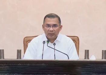 নিজ কার্যালয়ের কর্মকর্তা-কর্মচারীদের প্রধানমন্ত্রীর বার্তা