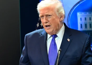 শুল্ক আরোপে বিকল্প ক্ষমতা প্রয়োগের ঘোষণা ট্রাম্পের