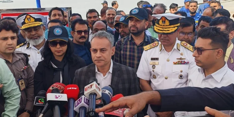 ছয় মাসে মোংলা বন্দরে উন্নয়নের দৃশ্যমান অগ্রগতি আসবে: নৌপরিবহন মন্ত্রী