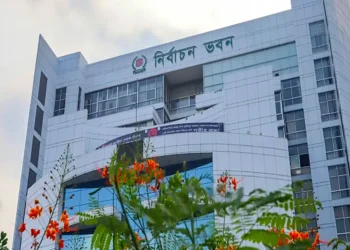 ইসির ১১২ কর্মকর্তাকে বদলি