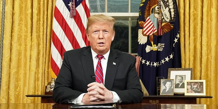 কংগ্রেসকে পাশ কাটিয়ে নির্বাচন সংস্কারের হুমকি ট্রাম্পের