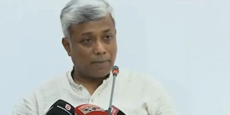 ঈদযাত্রায় ভোগান্তি কমাতে আজ থেকে জ্বালানি রেশনিং পদ্ধতি বন্ধ