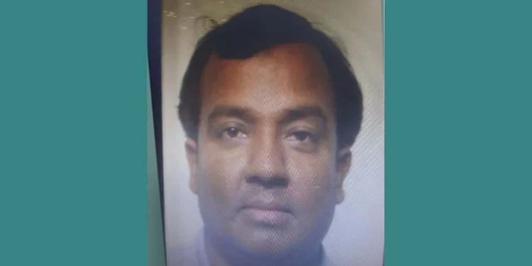 স্ত্রীকে হত্যার পর সন্তানকে নিয়ে থানায় আত্মসমর্পণ স্বামীর