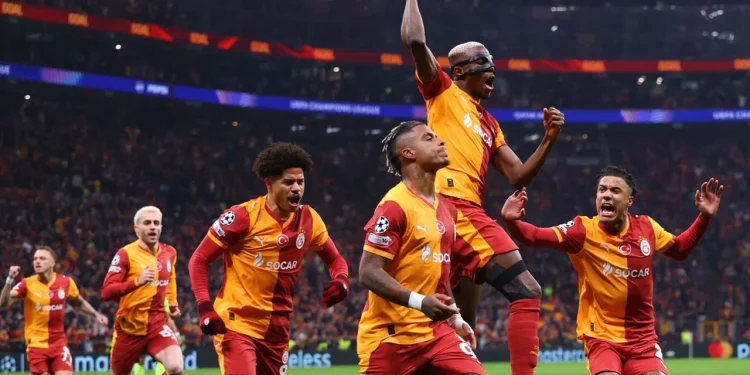 স্লটের শততম ম্যাচে হারের তিক্ত স্বাদ পেল লিভারপুল